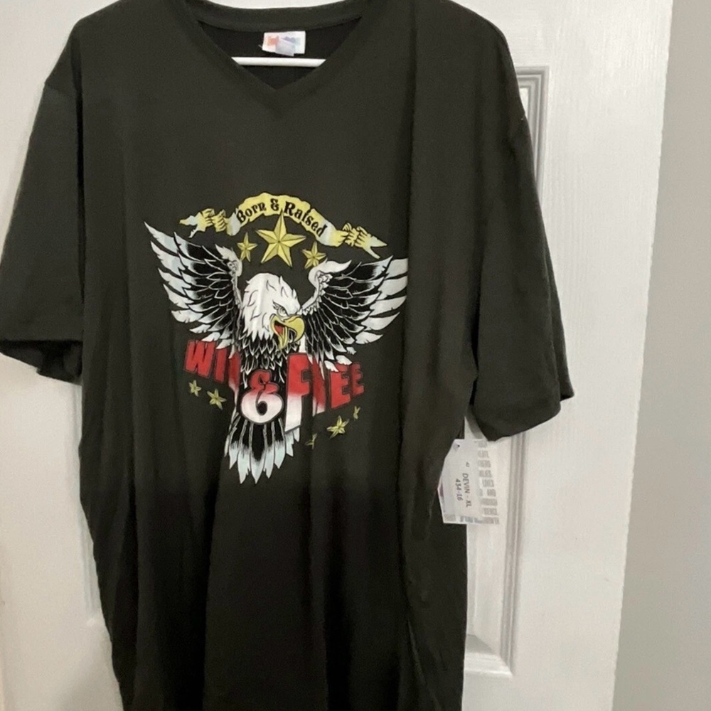 LuLaRoe Women’s V-Neck Tee - XL